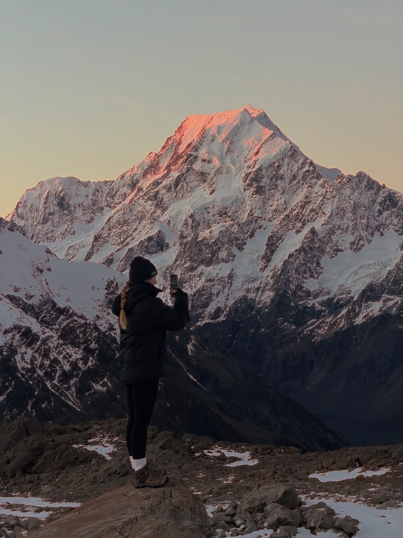 Mount Cook tour visitor photo